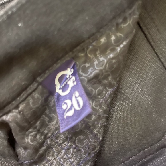 Denim - Picture 4 of 4